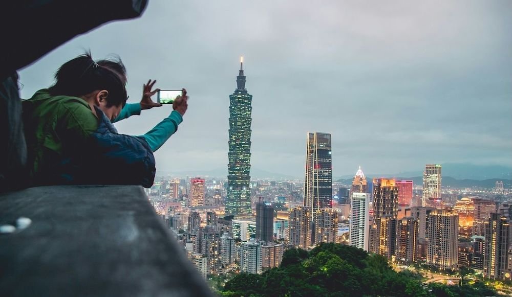 Taiwan mobile data throttle