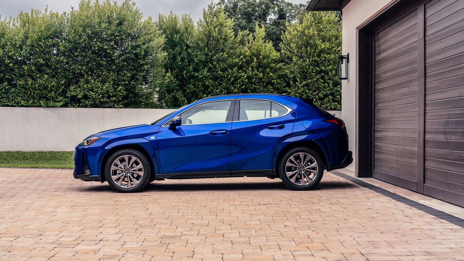 Lexus luxury fuel efficiency