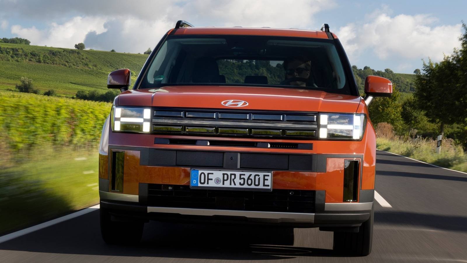Hyundai 600-mile EREV